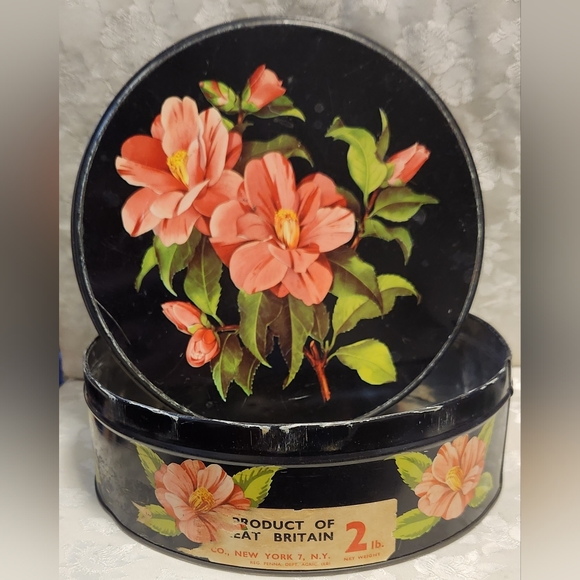 Two Charming Vintage 1940s British Floral Tins - Picture 3 of 6